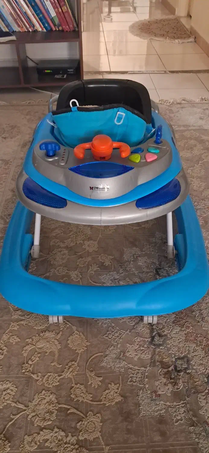 روروئک موزیکال دلیجان در حد نو|کالسکه و لوازم جانبی|تهران, اختیاریه|دیوار