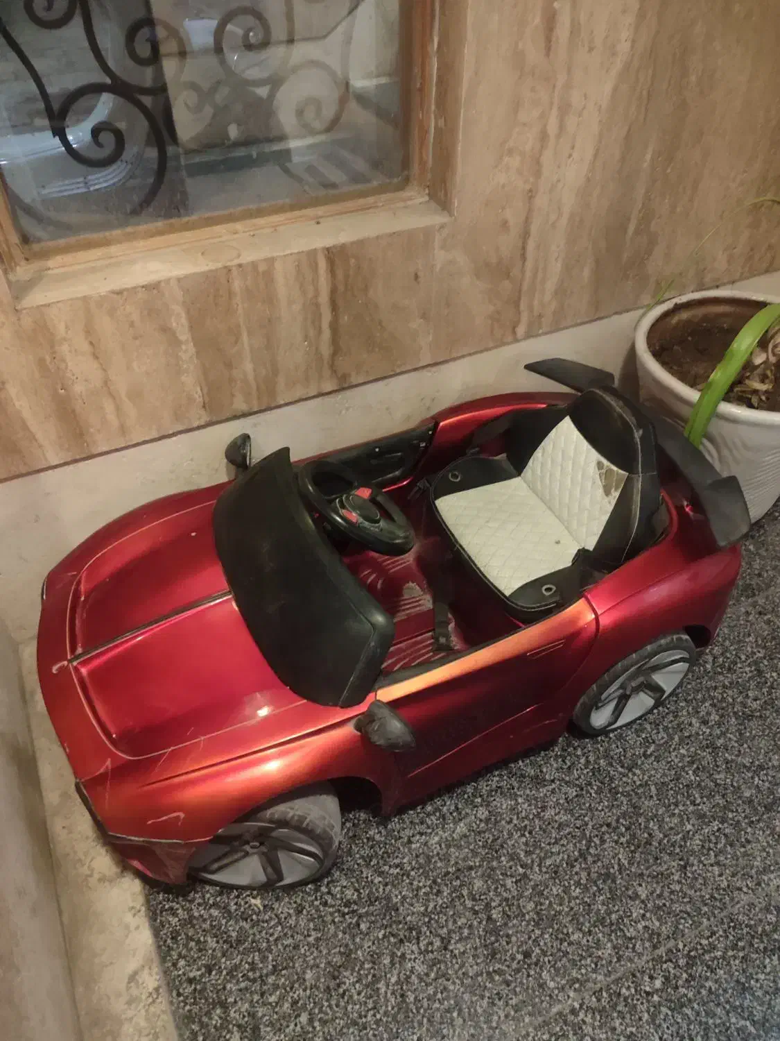 ماشین شارژی|اسباب‌بازی بچه|کیش, |دیوار