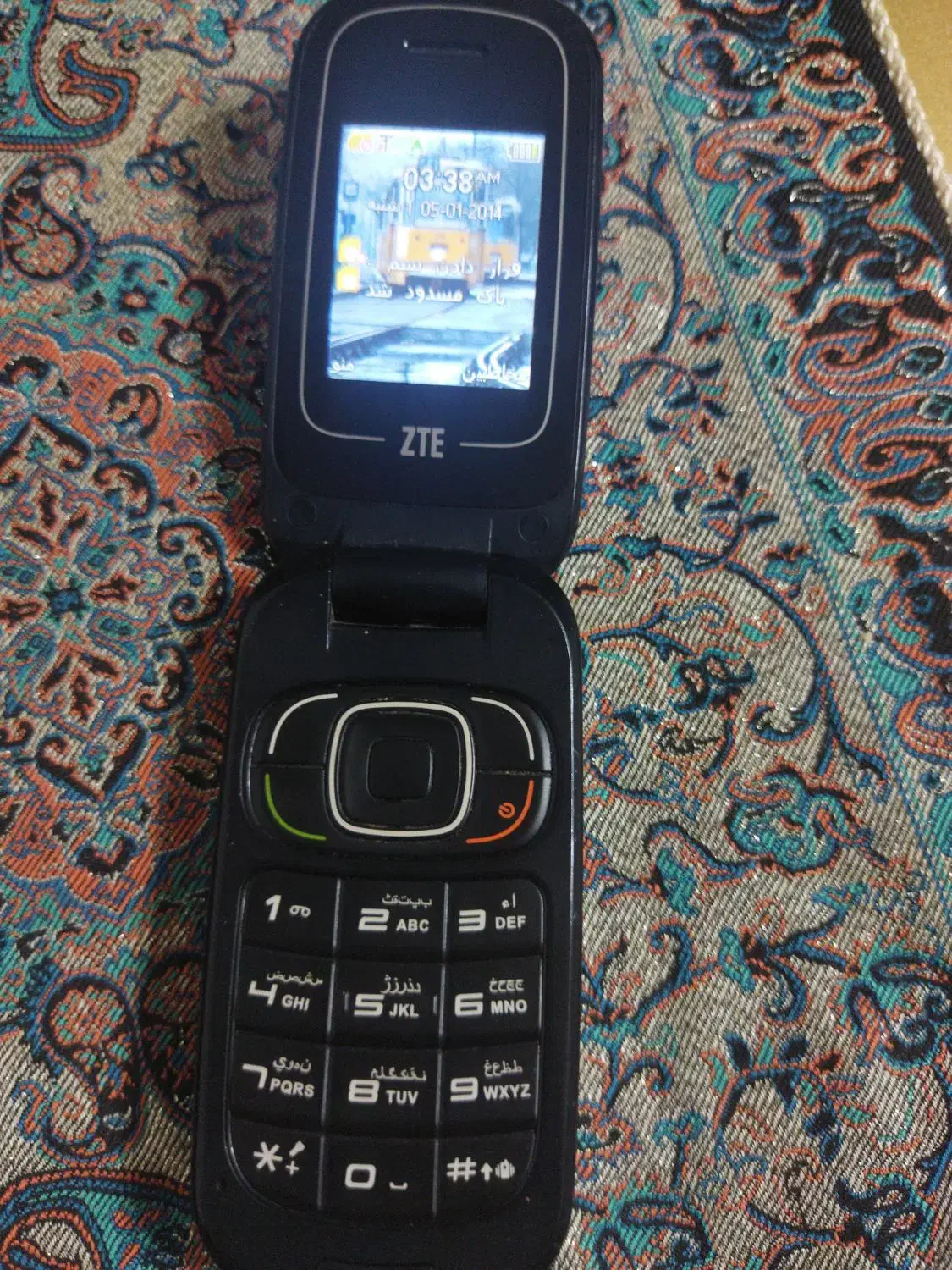 گوشی تاشو ZTE|موبایل|الوند, |دیوار