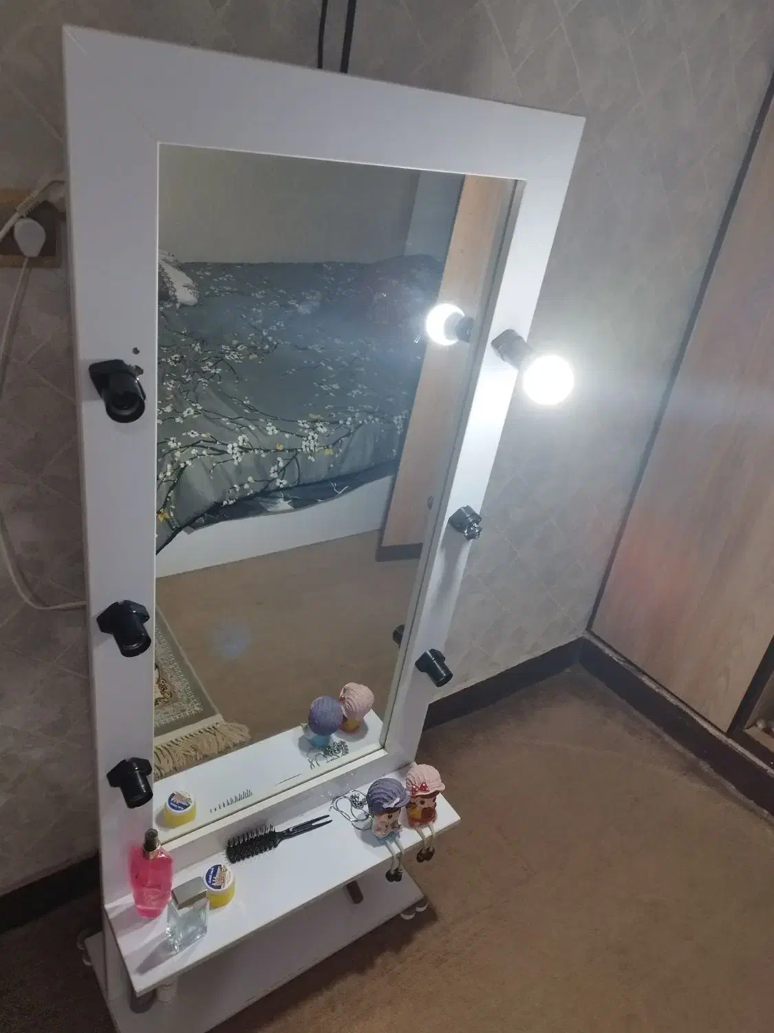 آیینه چراغ داردرحدندباچوب ام دی اف|آینه|آبادان, |دیوار