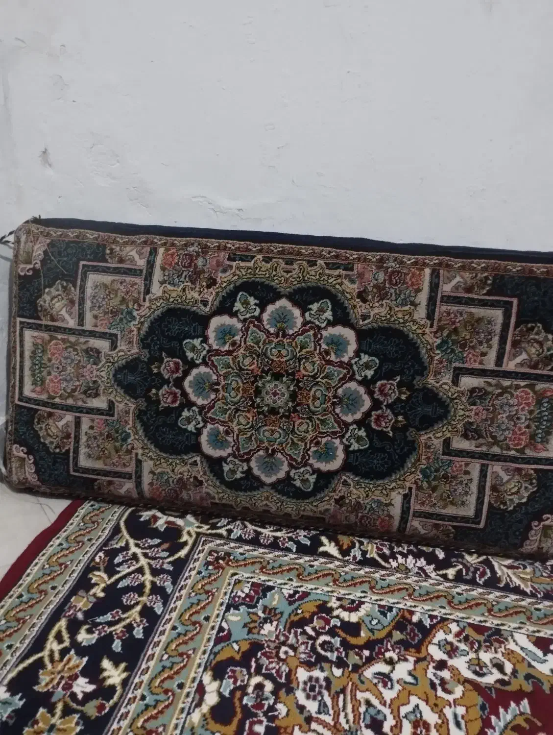 دوجفت پشتی پرشده از الیاف خیلی محکم|پشتی|پیشوا, |دیوار