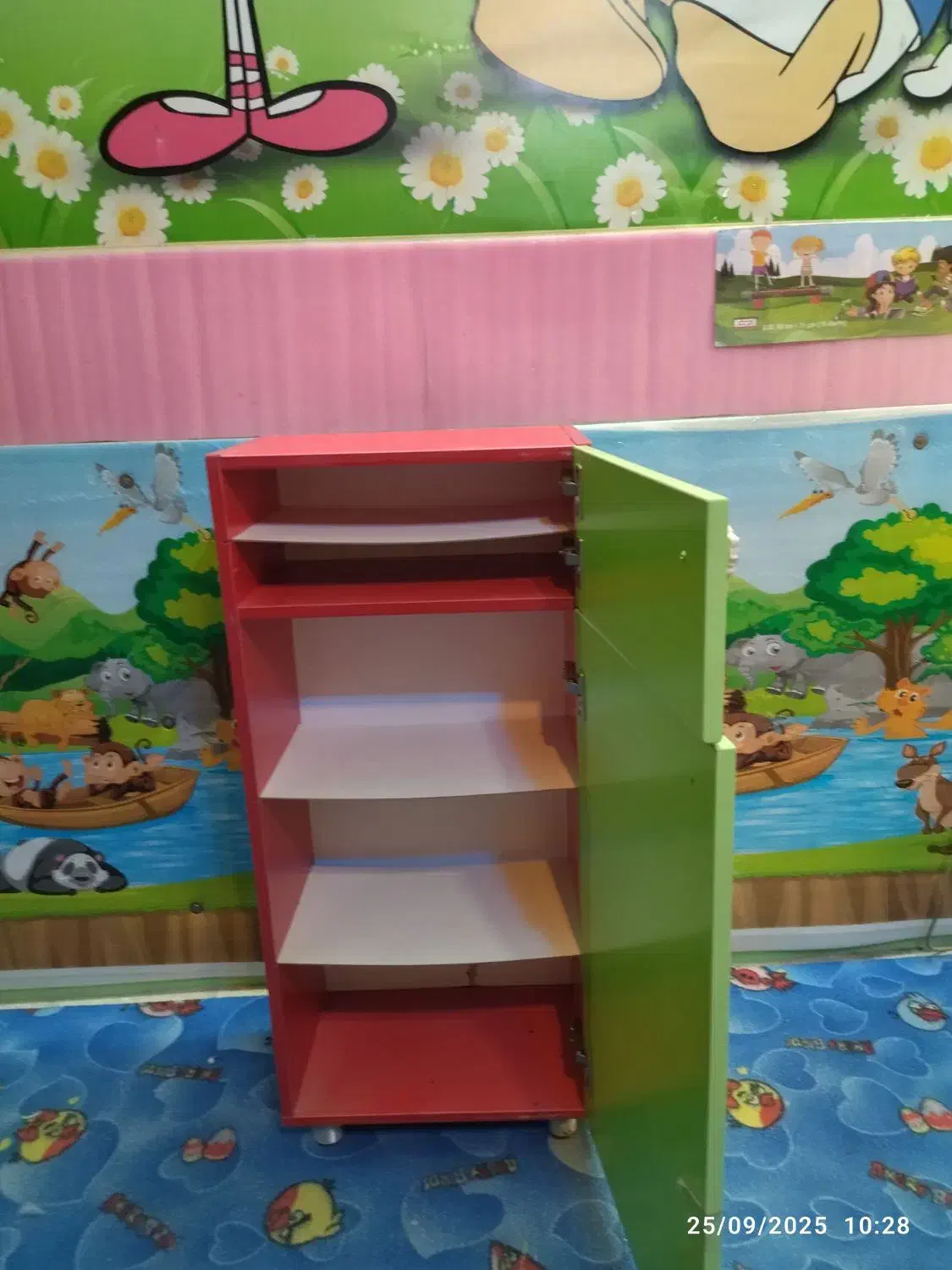 یخچال و کابینت ظرف شوئ|اسباب و اثاث بچه|قم, امامزاده ابراهیم|دیوار