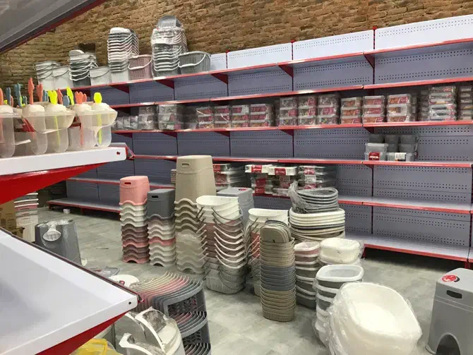 جذب نیروی کار|استخدام خدمات فروشگاه و رستوران|رشت, بازار|دیوار