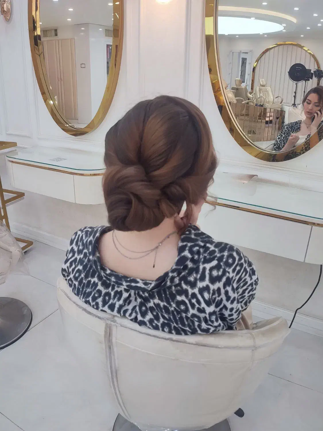 مدل شینیون|خدمات آرایشگری و زیبایی|اصفهان, ملک|دیوار