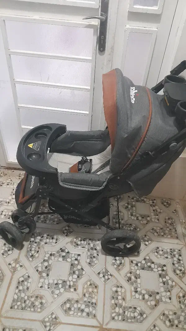 کالسکه بچه|کالسکه و لوازم جانبی|شیراز, میانرود|دیوار