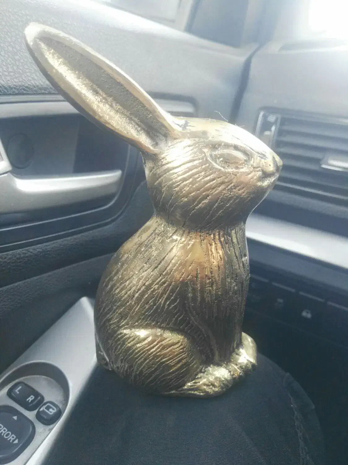 مجسمه برنجی|مجسمه، تندیس، ماکت|تهران, افسریه شمالی|دیوار