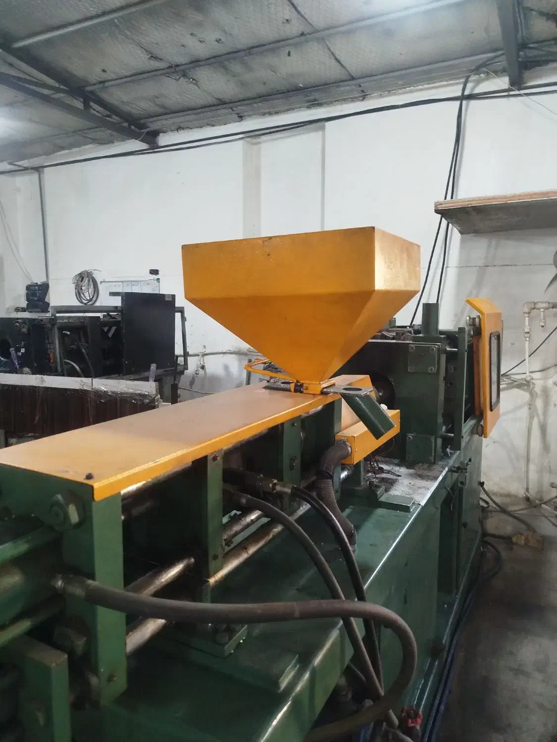 کارگر ساده برای کارگاه تزریق پلاستیک|استخدام صنعتی، فنی، مهندسی|مشکین‌دشت, |دیوار