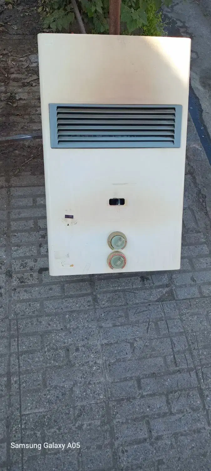 آبگرمکن بوتان اصل  بامبدل مس  قدیمی چند لایه ۱۸|آبگرمکن، پکیج، شوفاژ|لنگرود, |دیوار