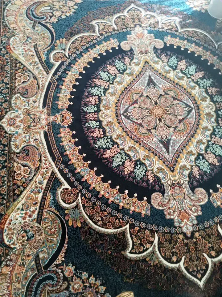 فرش دوازده متری|فرش|تربت جام, میان جام|دیوار