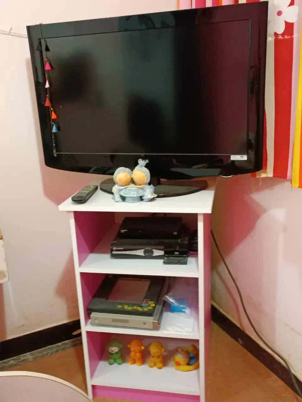 سرویس خواب با ام دی اف همراه با تشک|تخت و سرویس خواب|دوگنبدان, |دیوار