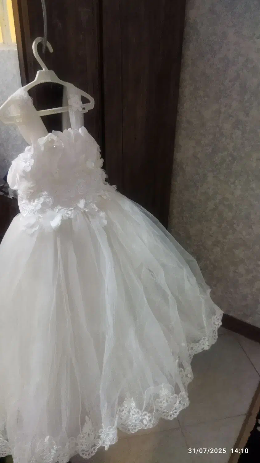 لباس مجلسی و عروس  دخترانه|کفش و لباس بچه|اسلام‌شهر, شهرک قائمیه|دیوار