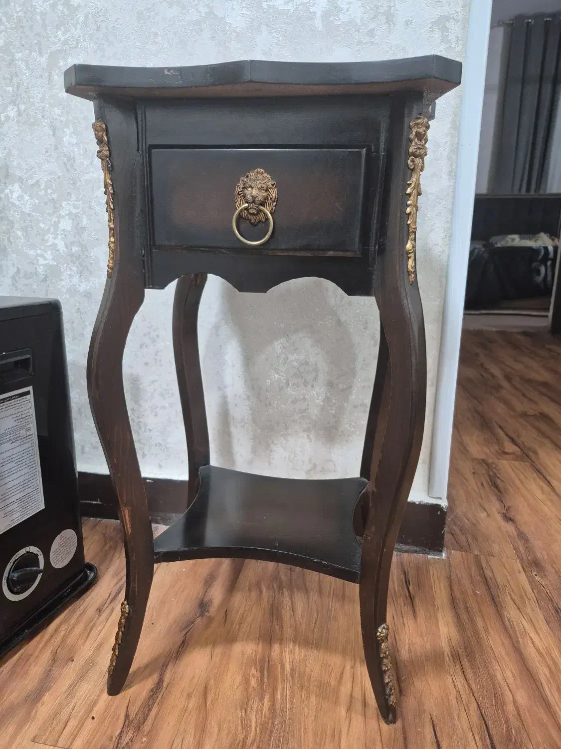 میز تلفن یا دکور|میز تلفن|شوشتر, |دیوار