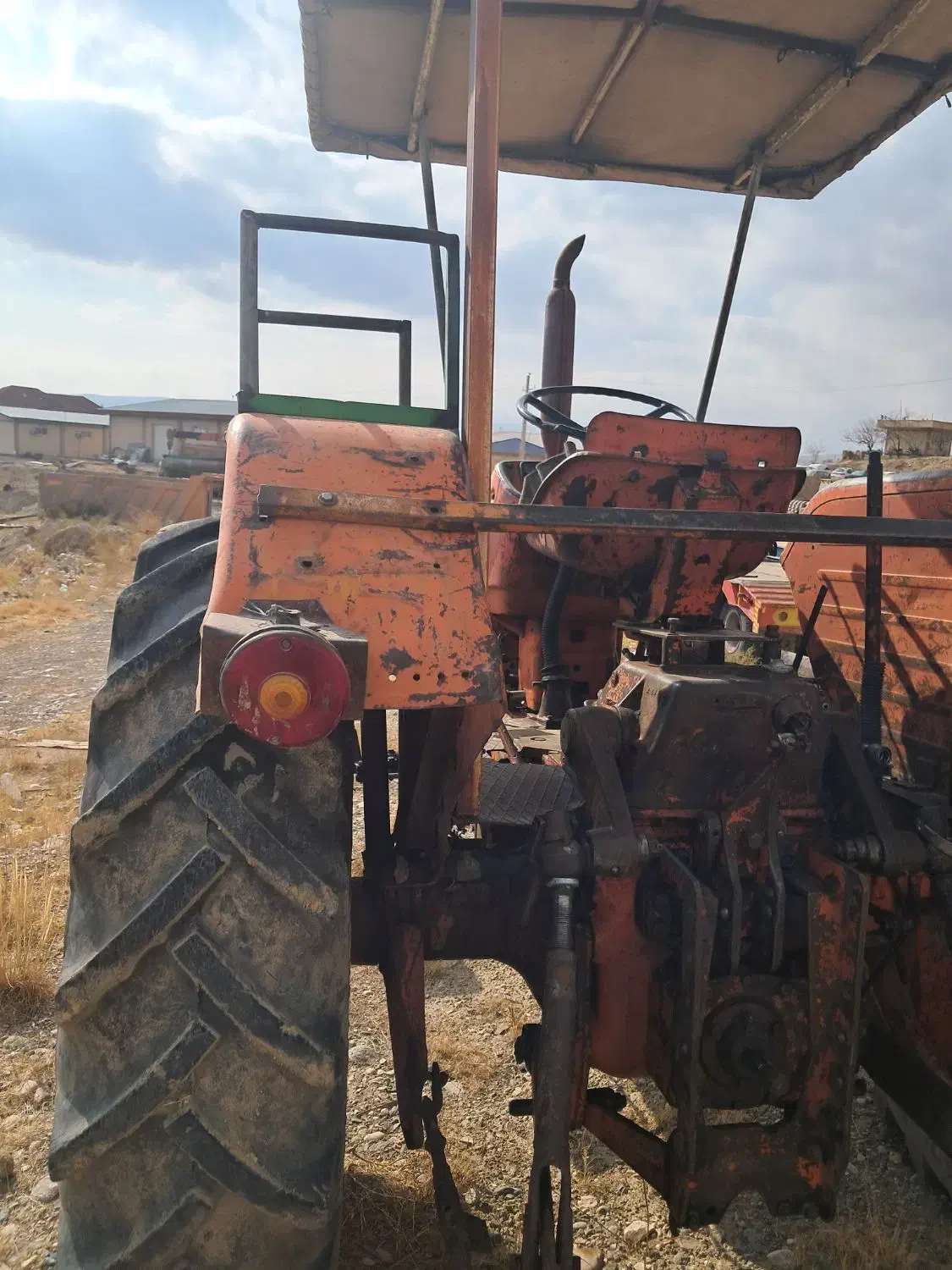 ۲ عدد تراکتور رومانی|خودرو سنگین|انگوران, |دیوار