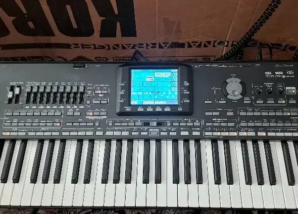 کیبورد pa3x در حد|پیانو، کیبورد، آکاردئون|قم, علی آباد|دیوار