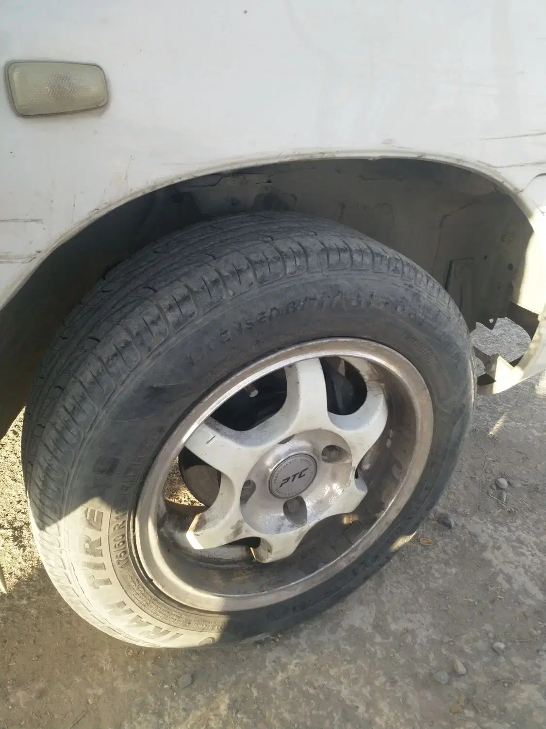 چهار حلقه رینگ و لاستیک|قطعات یدکی و لوازم جانبی|نجف‌آباد, صالح آباد|دیوار