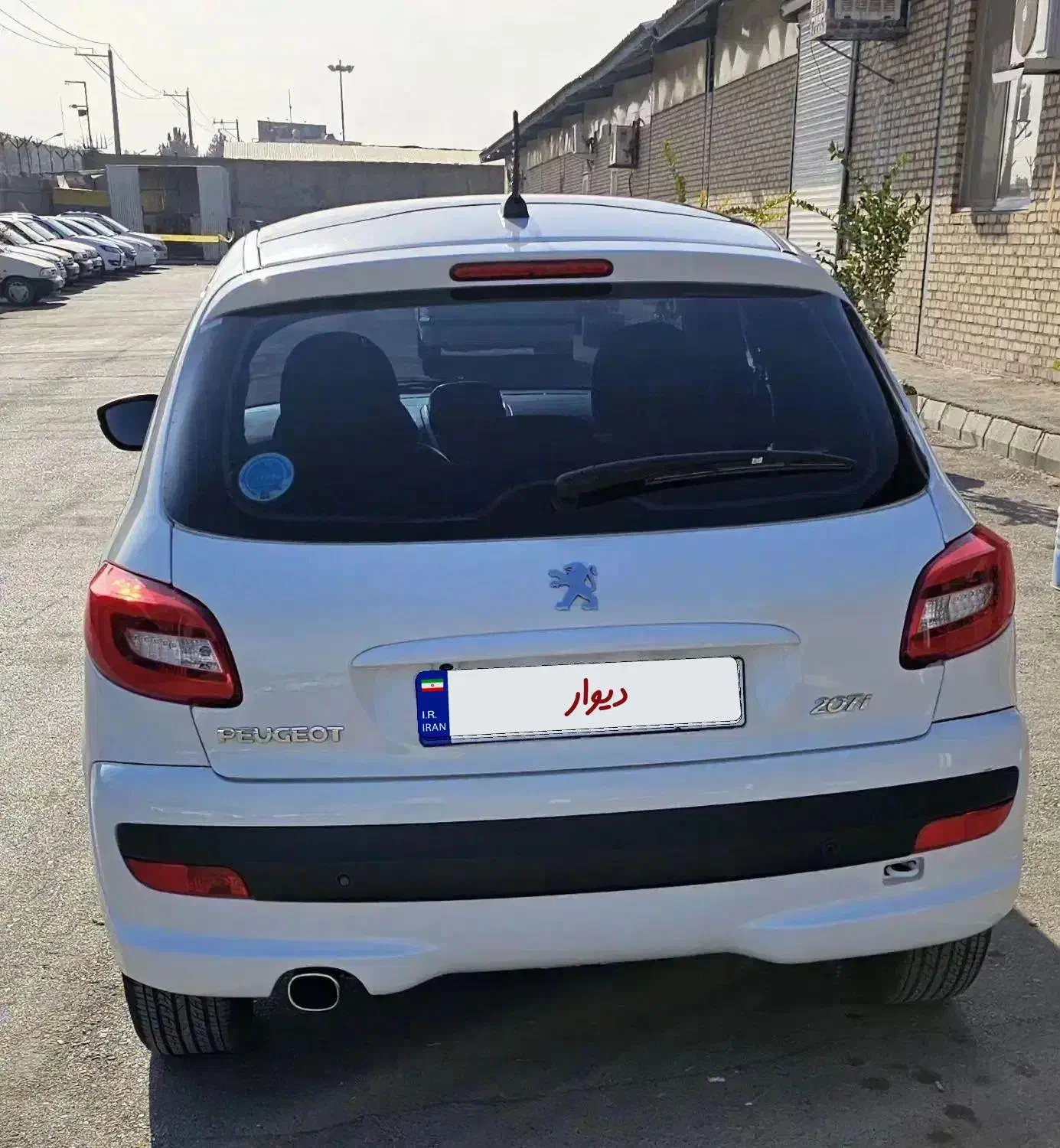 پژو ۲۰۷ پانا|خودرو سواری و وانت|مشهد, فردوسی|دیوار