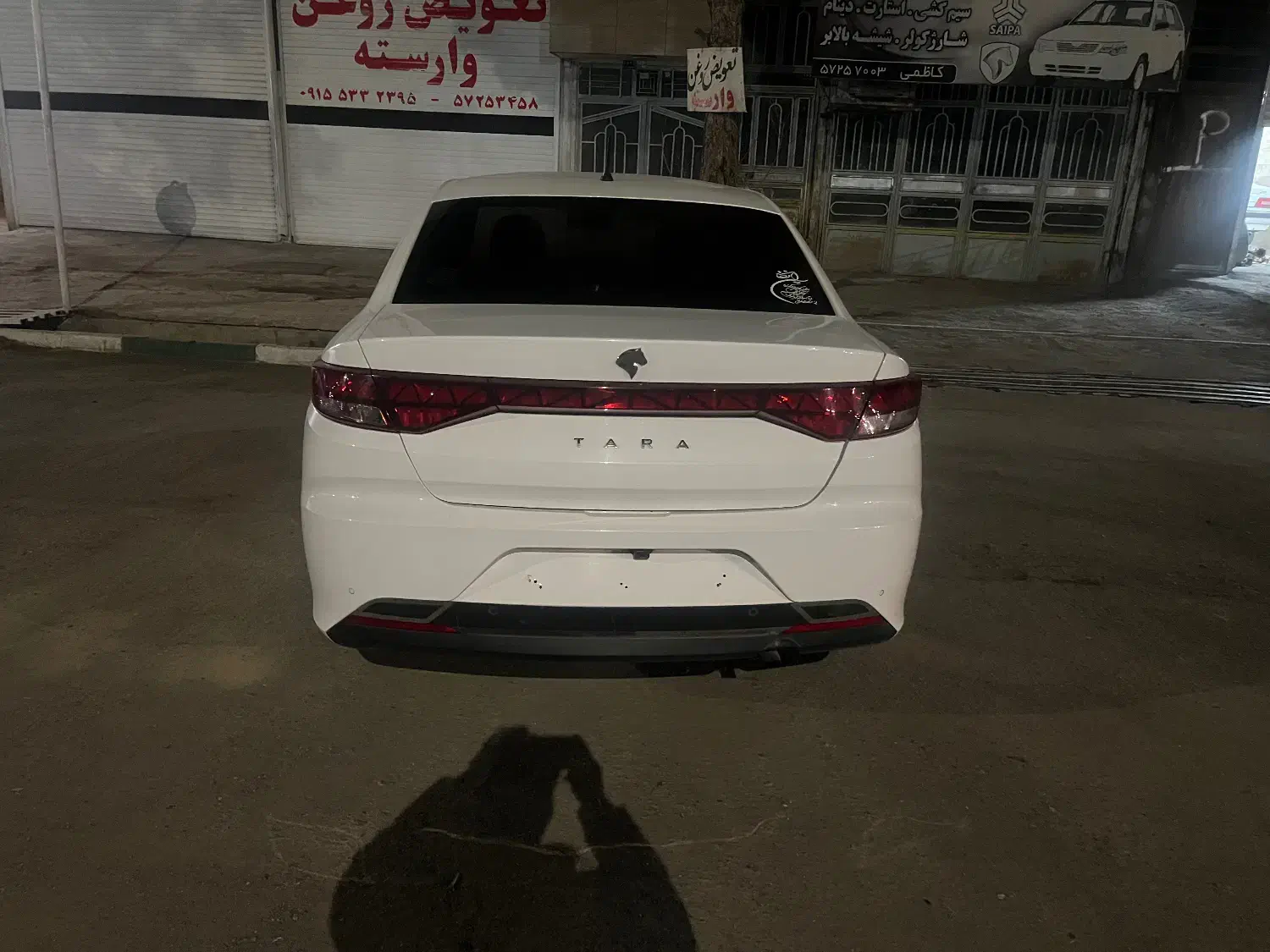 فروش تارا|خودرو سواری و وانت|گناباد, |دیوار