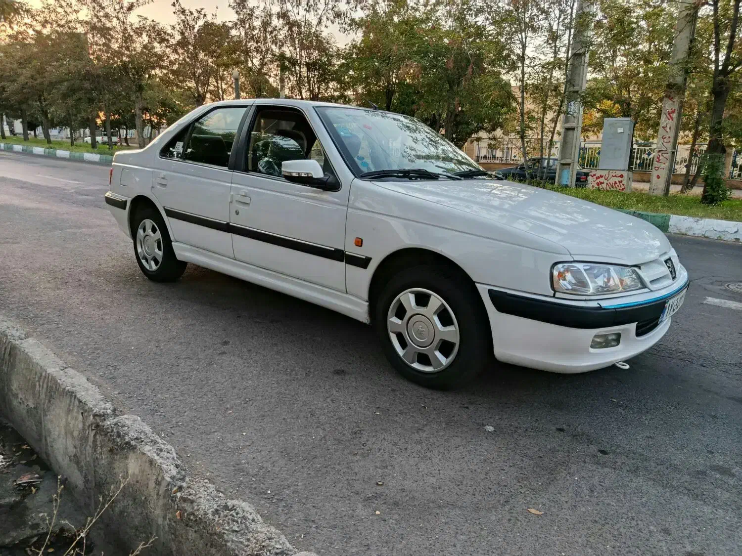 پژوپارس۱۳۹۸دوگانه سوزکارخانه|خودرو سواری و وانت|مشگین شهر, |دیوار