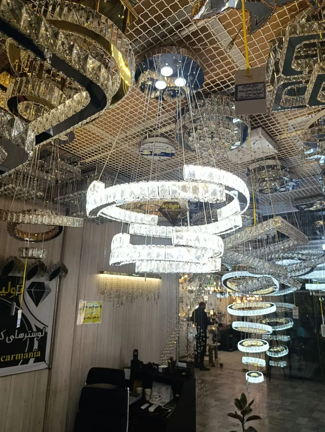 لوستر الماس. کهکشانی مدل آوین . AC light|لوستر و چراغ آویز|تهران, سنگلج (شاپور)|دیوار