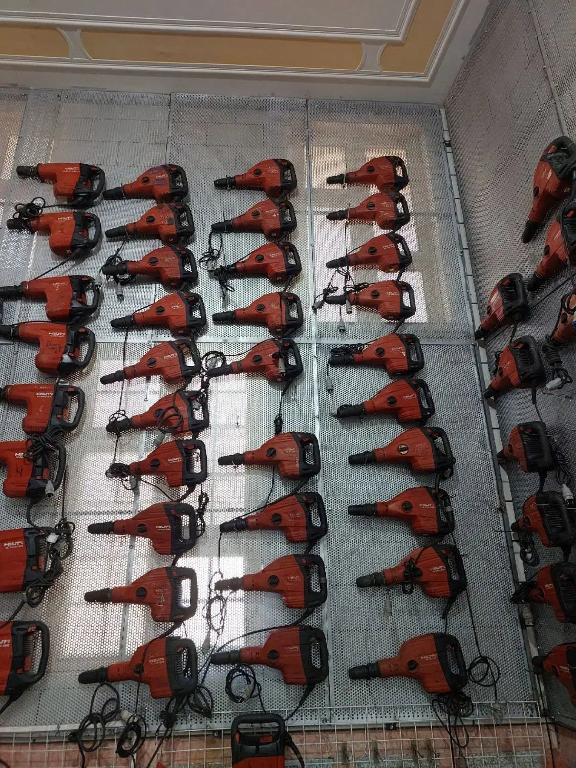 فروش پیکور هیلتی مدل تی ۷۰۶ و دیگر ابزار استوک|ابزارآلات|قزوین, |دیوار