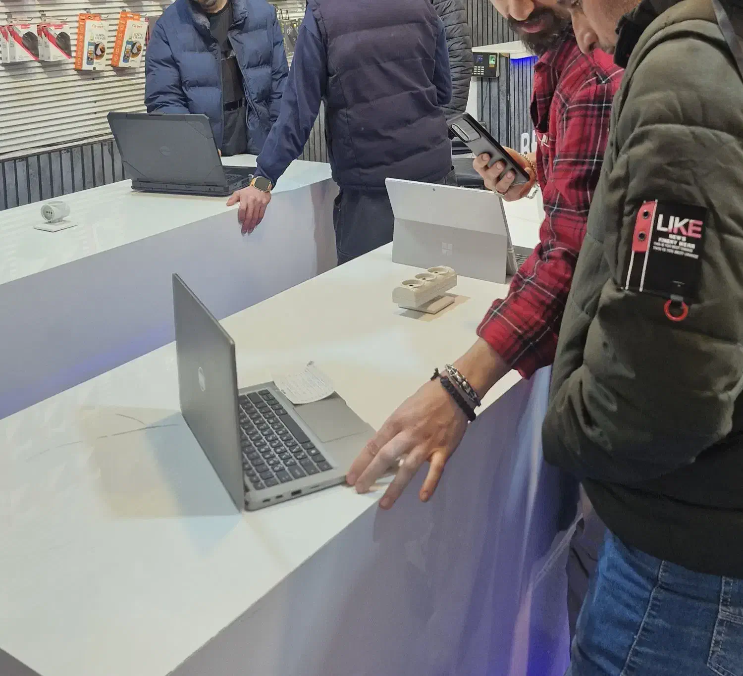 لپ تاپ از 15 تومن به بالا اقساطی|رایانه همراه|تهران, میرداماد|دیوار