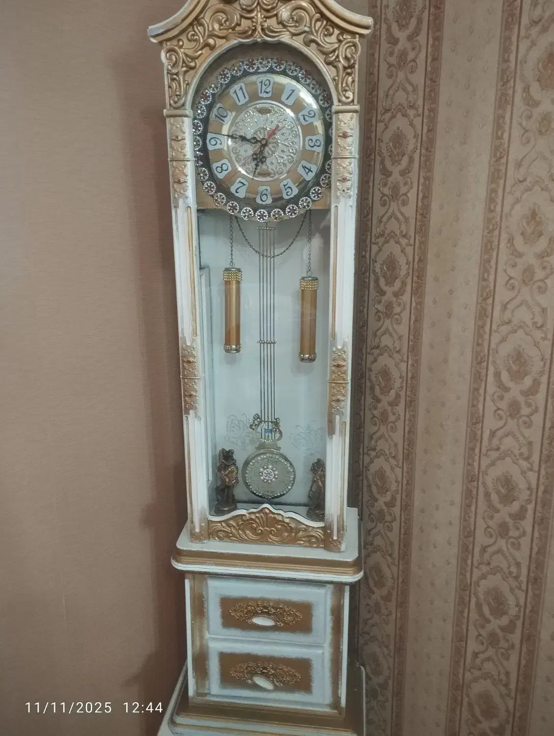 ساعت ایستاده|ساعت دیواری و تزئینی|پرند, فاز ۶|دیوار