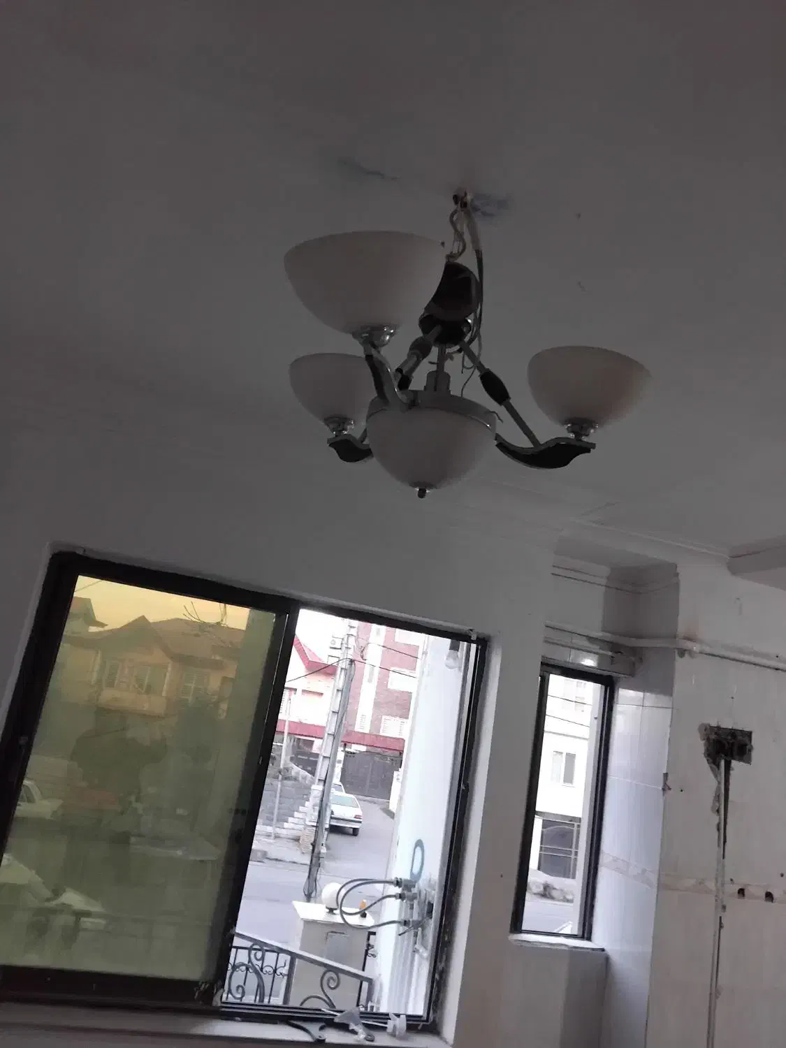 لوستر ۲ عدد و دیوارکوب|لوستر و چراغ آویز|نوشهر, |دیوار