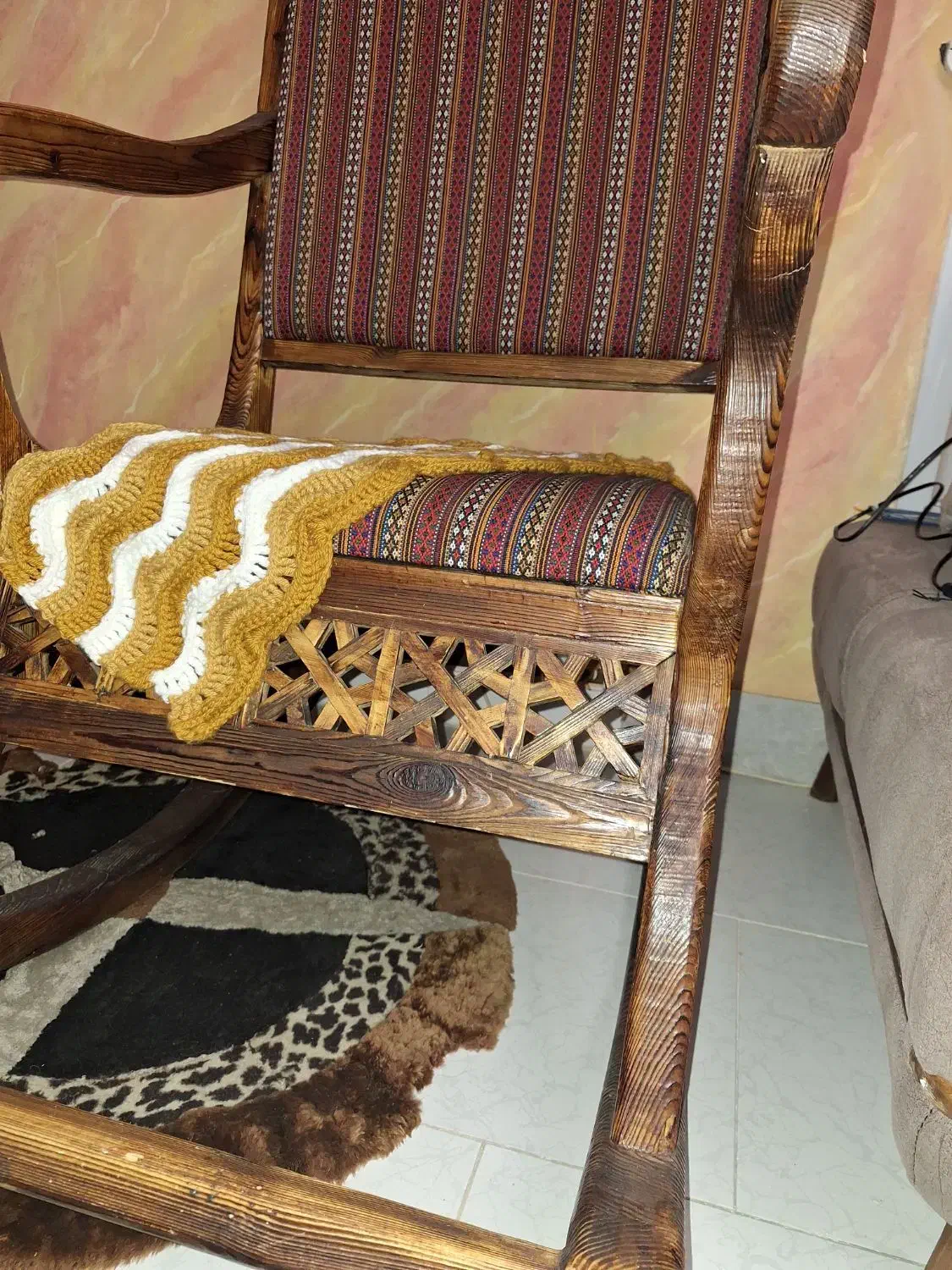 صندلی راک سنتی|صندلی و نیمکت|پردیس, فاز ۱|دیوار