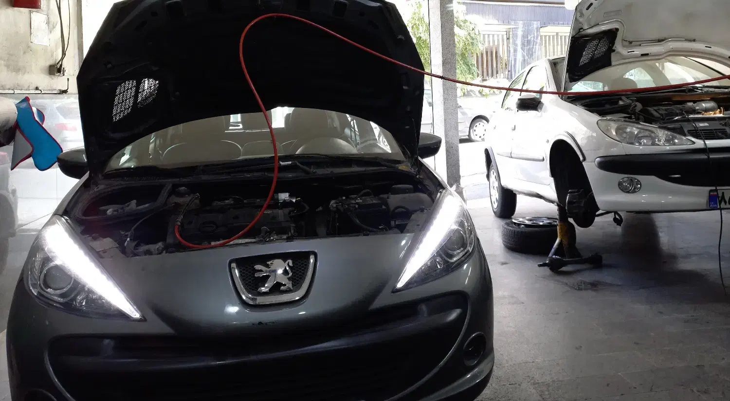 مکانیک پژو نیازمندیم|استخدام صنعتی، فنی، مهندسی|تهران, سهروردی|دیوار