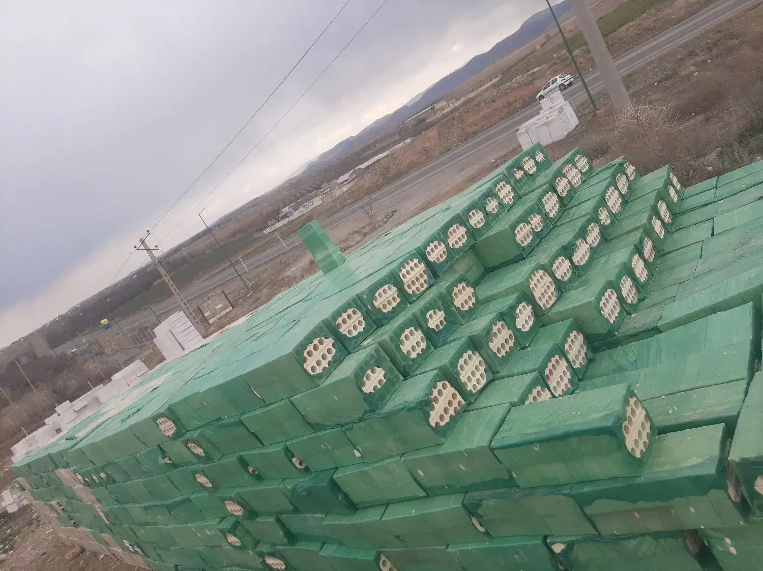 فروش پوکه وتولید مصالح ساختمانی|مصالح و تجهیزات ساختمان|شاهین دژ, |دیوار