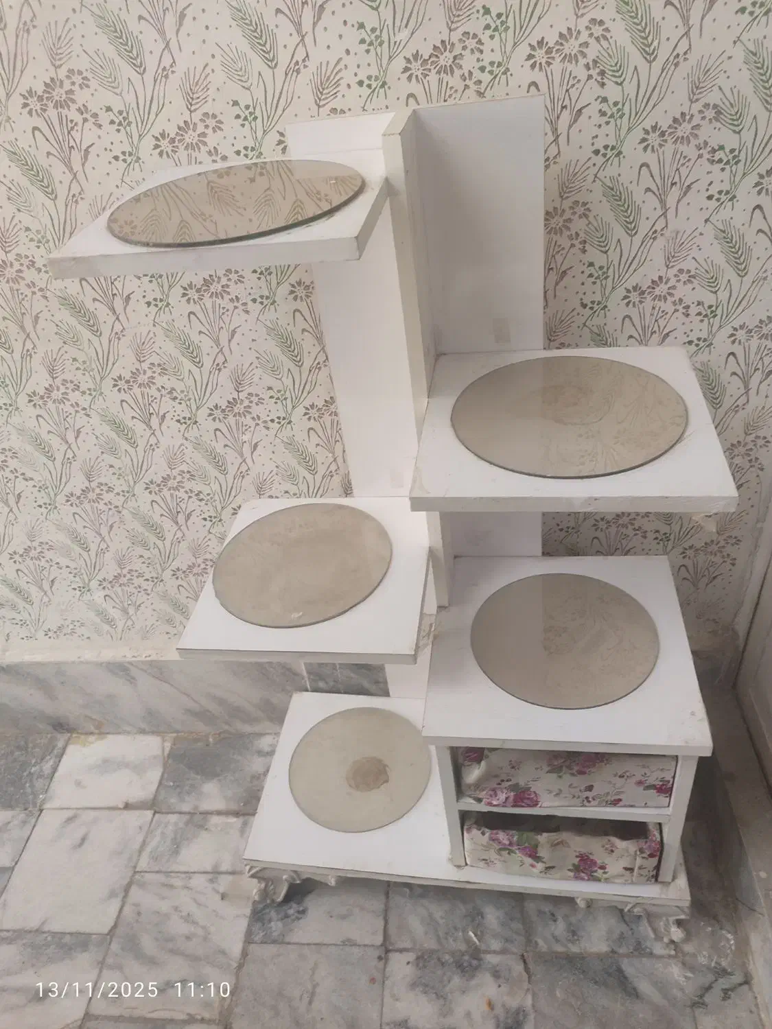 پایه قابلمه|آبچکان و نظمدهنده ظروف|مشهد, خواجه ربیع|دیوار