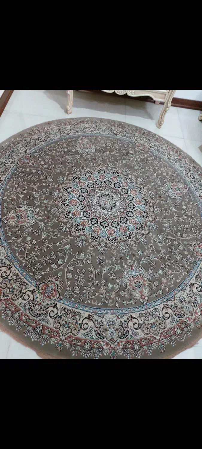 فرش گرد مشهد درحد نو|فرش|پیشوا, |دیوار