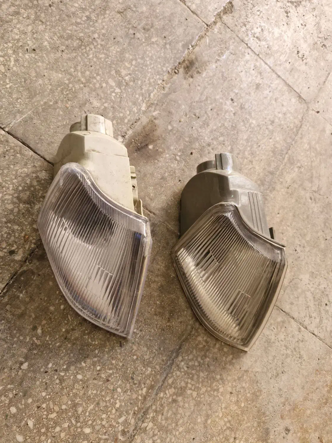 لوازم زانتیا زه سپر/چراغ عقب فابریک و تاقچه و ..|قطعات یدکی و لوازم جانبی|قم, آذر (نکویی)|دیوار