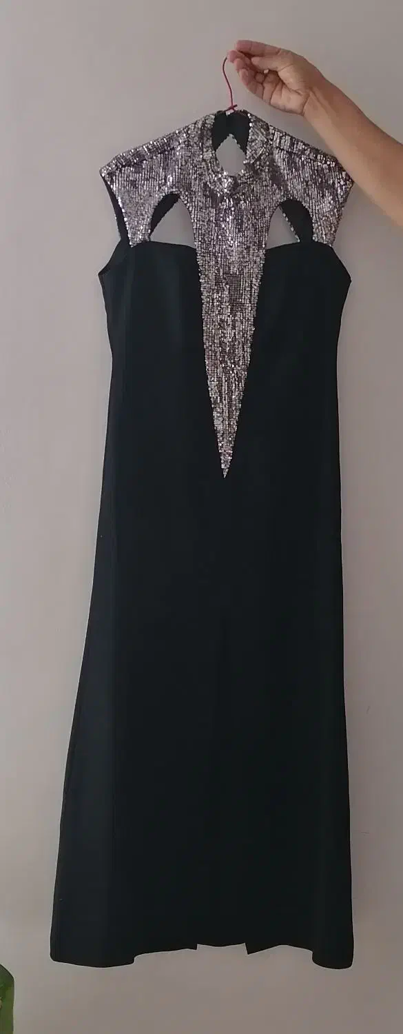 لباس مجلسی زنانه|لباس|سبزوار, ولیعصر (نجار آباد)|دیوار