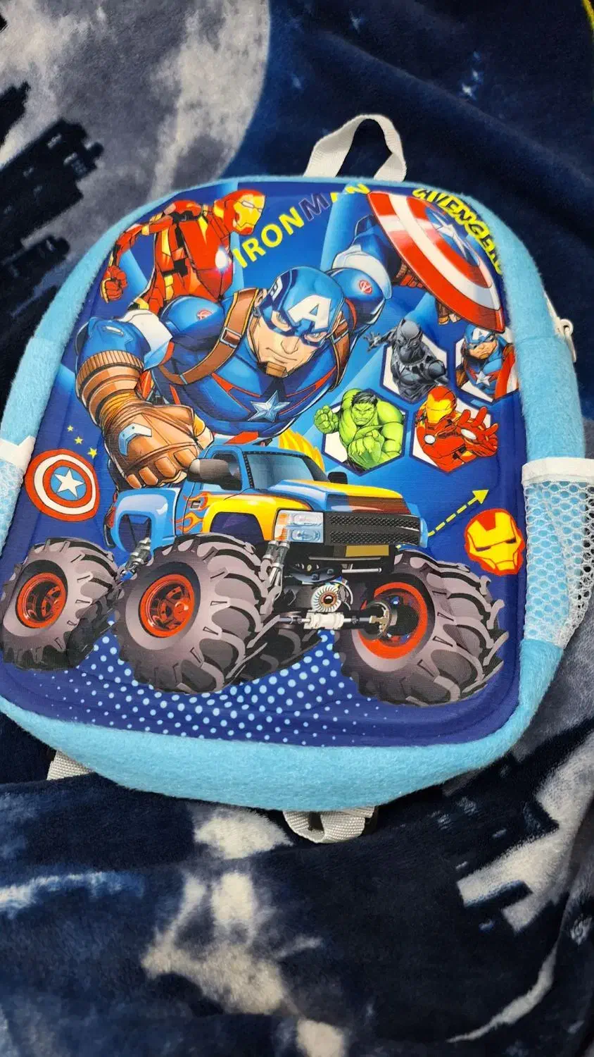 چند کیف مناسب مهد و پیش دبستانی و کلاس اول|کیف، کفش، کمربند|بوشهر, |دیوار