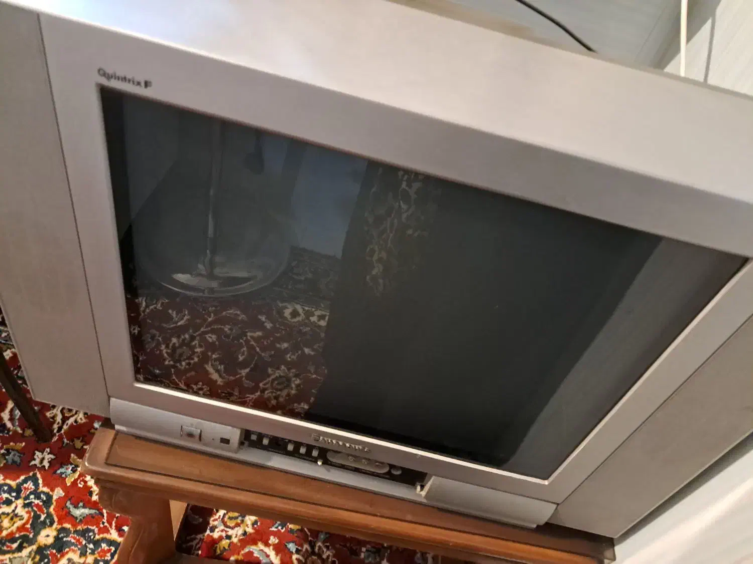 تلوزیون|تلویزیون و پروژکتور|دماوند, گیلاوند|دیوار