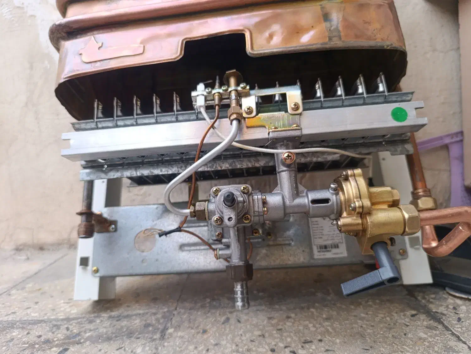 ابگرمکنB3118 بوتان کم فشارهست|آبگرمکن، پکیج، شوفاژ|تهران, مسعودیه|دیوار