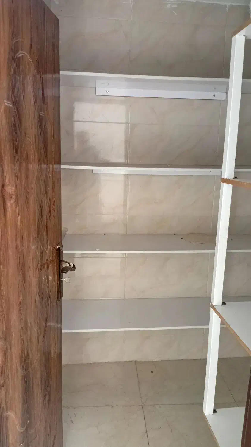 جمالزاده شمالی‌‌/‌‌‌۱۱۵متر۲خوابه/طبقه آخر