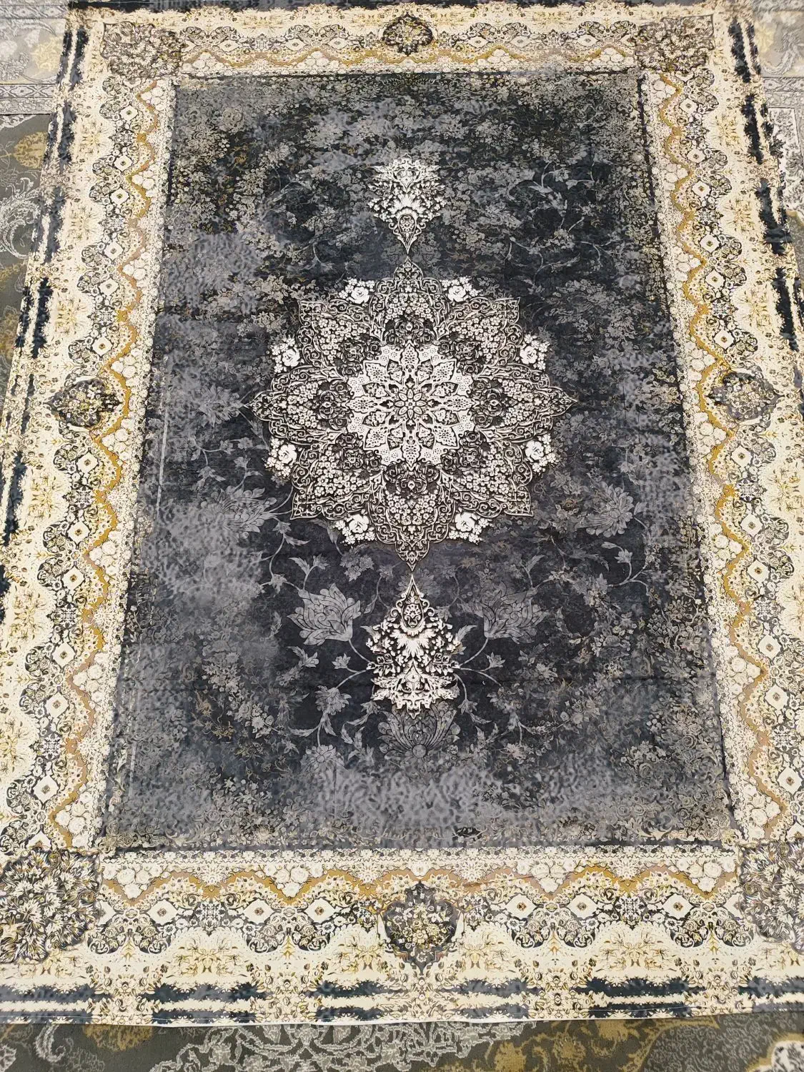 زیر سفره طرح فرش|روفرشی|بروجرد, |دیوار