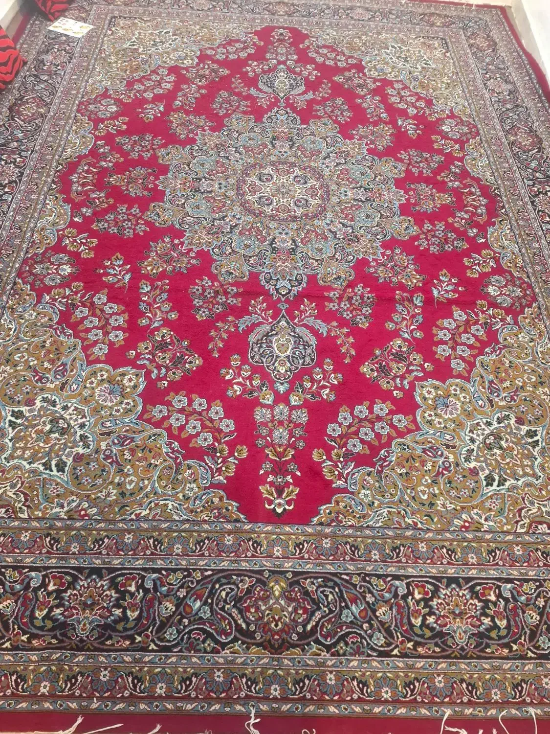 فرش 12متر رنگ اناری سالم بدون لکه وپارگی.سوختگی|فرش|سنندج, |دیوار