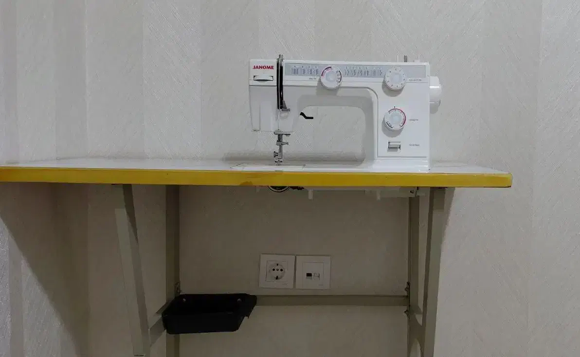 چرخ خیاطی ژانومه|چرخ خیاطی و ریسندگی|ماهدشت, |دیوار