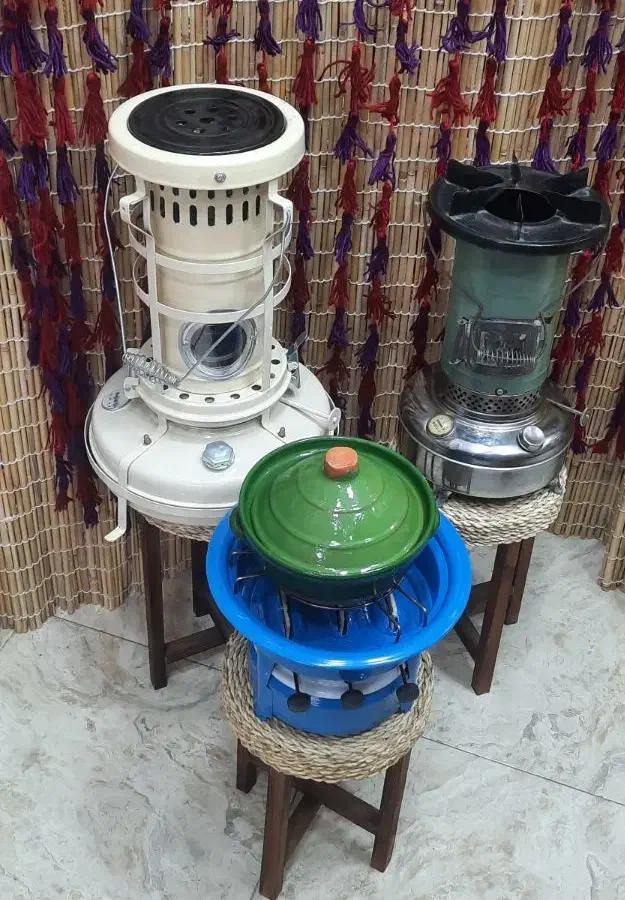 کلکسیونی برای  کافه،رستوران، چراغ خوراک پزی|کلکسیون اشیاء عتیقه|رشت, هلال احمر|دیوار