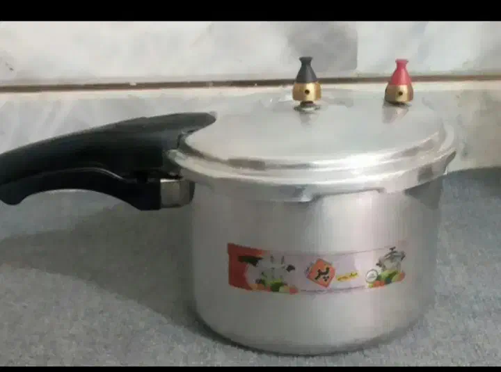 سماور نو زودپز|ظروف پخت‌وپز|اقبالیه, |دیوار