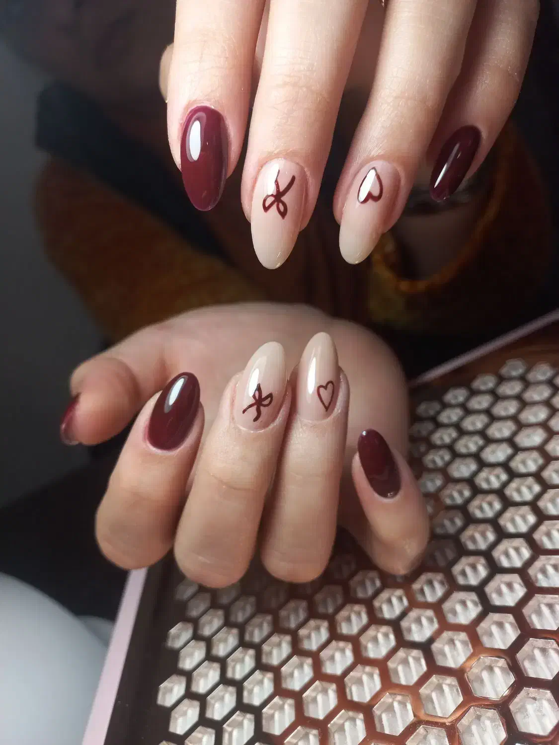 خدمات ناخن بابهترین کیفیت...|خدمات آرایشگری و زیبایی|بم, |دیوار