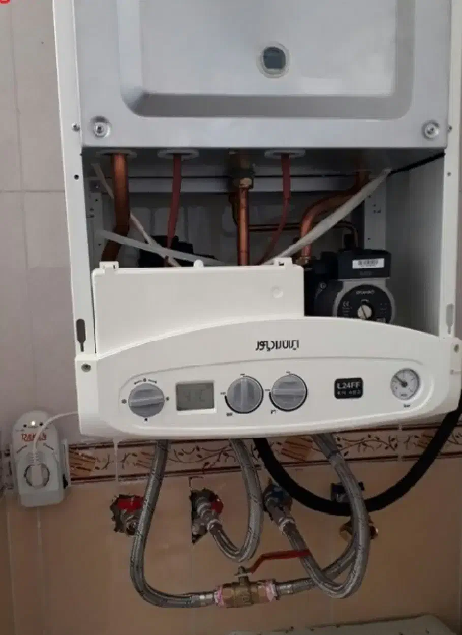 تعمیر و سرویس پکیج و نصب تعمیر شیر الات و پمپ اب|خدمات پیشه و مهارت|تهران, جیحون|دیوار