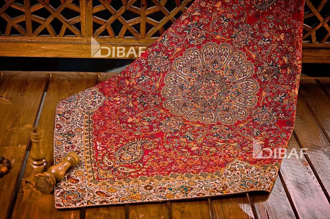 رومیزی مربع ترمه برند نگین خاتم طرح افشار رنگ قرمز|پرده، رانر، رومیزی|تهران, دژکام|دیوار