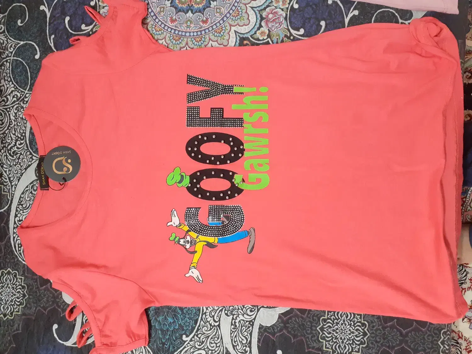 لباس زنانه|لباس|اسفراین, |دیوار