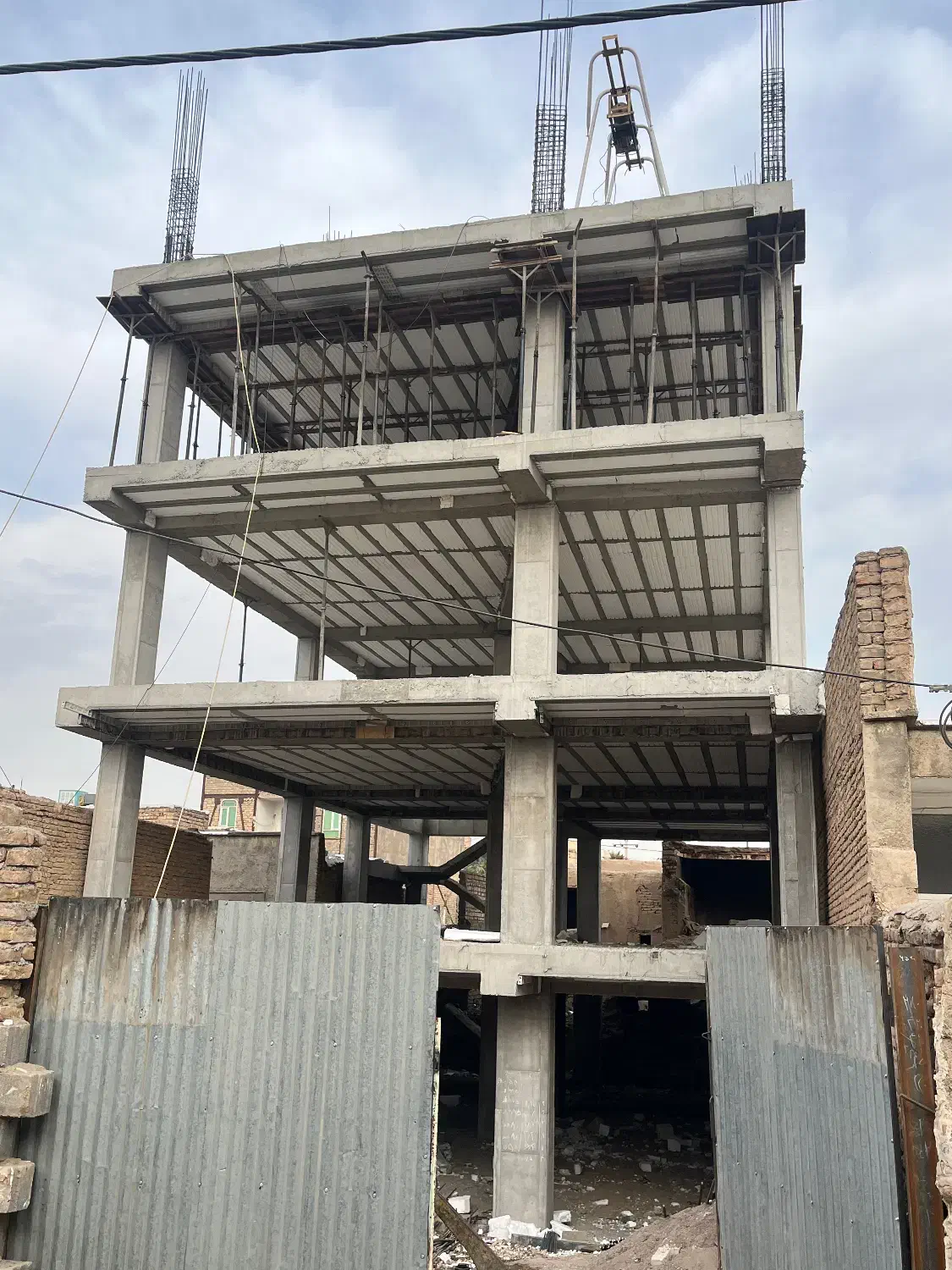 پیش خریدآپارتمان / مناسب سرمایه گذاری/|پیش‌فروش املاک|ساوه, |دیوار