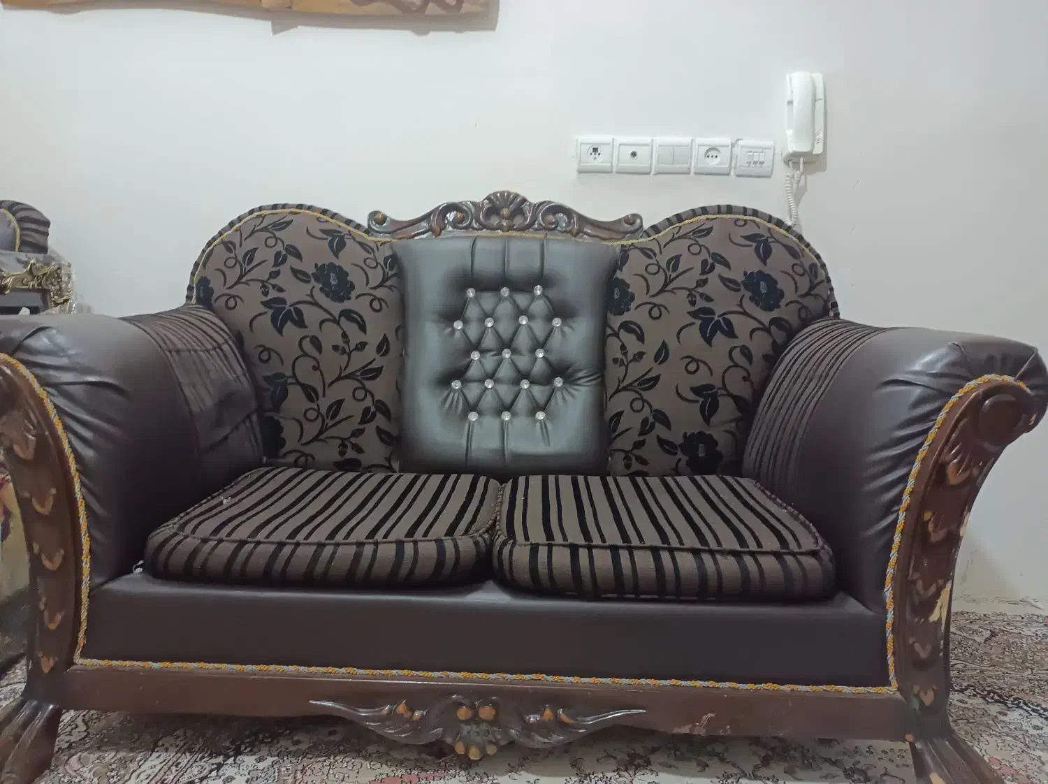 مبل راحتی|مبلمان خانگی و میز عسلی|رباط‌کریم, رباط‌کریم|دیوار