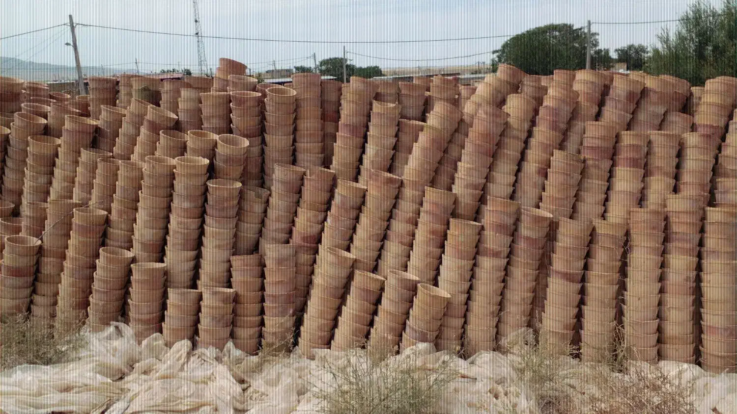 گلدان سفالی گل|صنایع دستی و سایر لوازم تزئینی|مشهد, شهرک ابوذر|دیوار